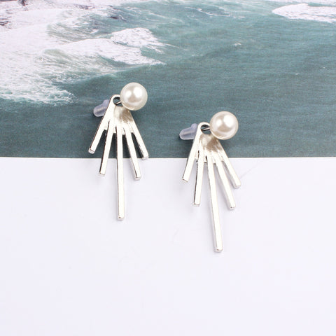 simple pearl pop earring girl