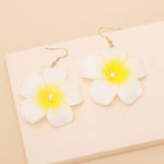 national wind pearl frangipani earrings