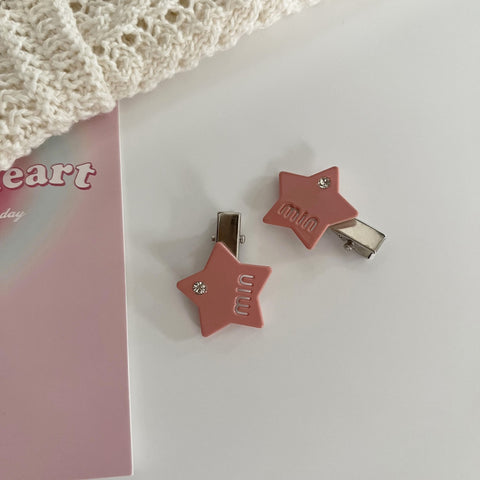 Letter star bobby pin